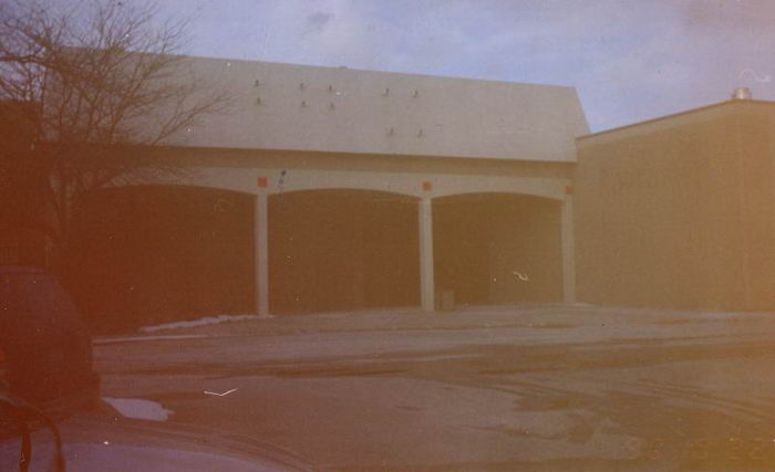 Hampton Towne Centre (Hampton Square Mall) - From Bob P (newer photo)